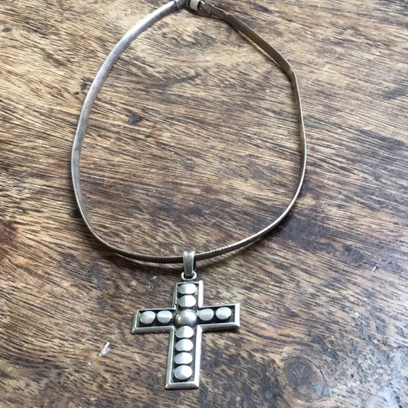 Handmade sterling silver cross on a heavy omega chain EDGY FEMININE - Picture 1 of 5